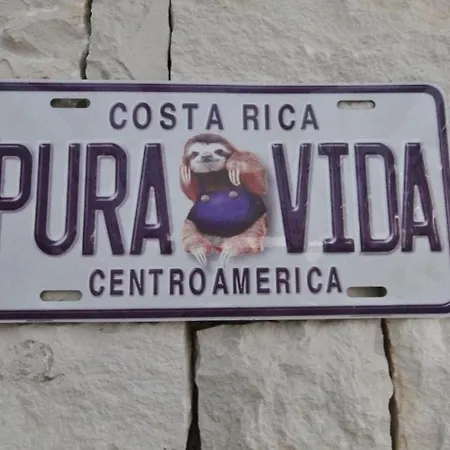 Pura Vida With Pool